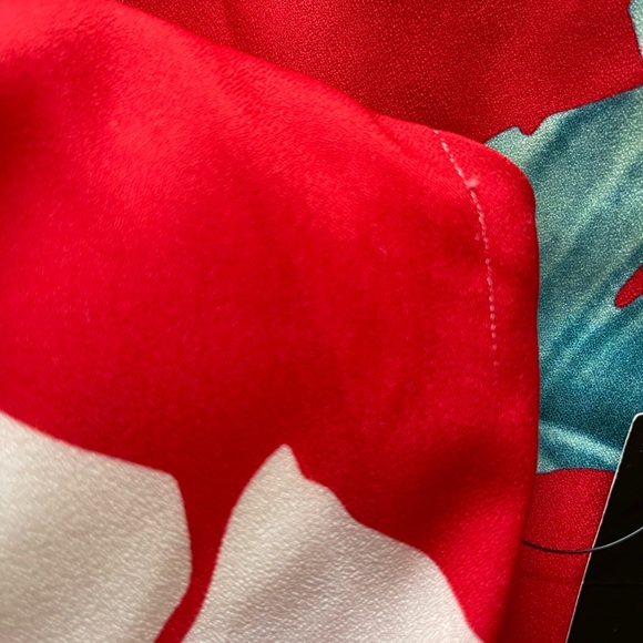 Lulu’s Floral Jumpsuit - Picture 11 of 15